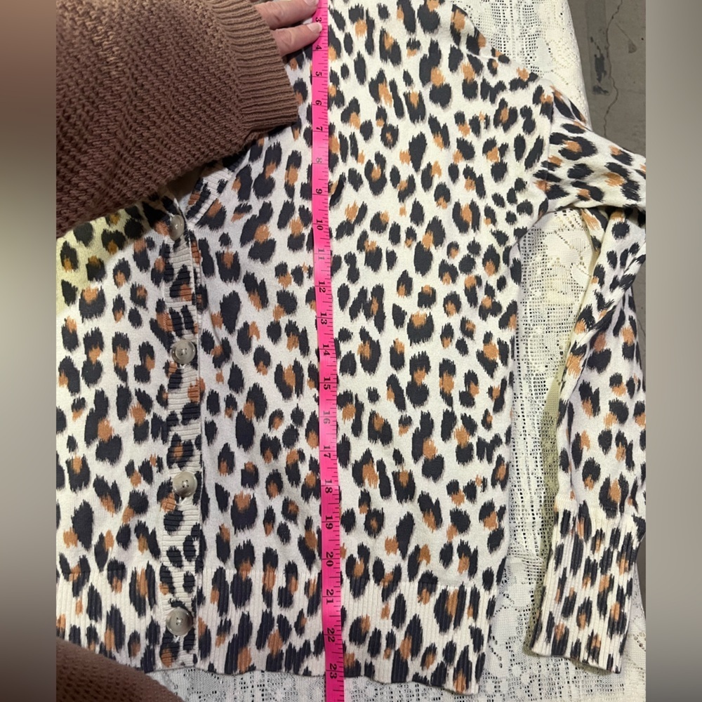 LOFT 100% Cotton Animal Print Women's V-Neck Cardigan - Picture 13 of 13